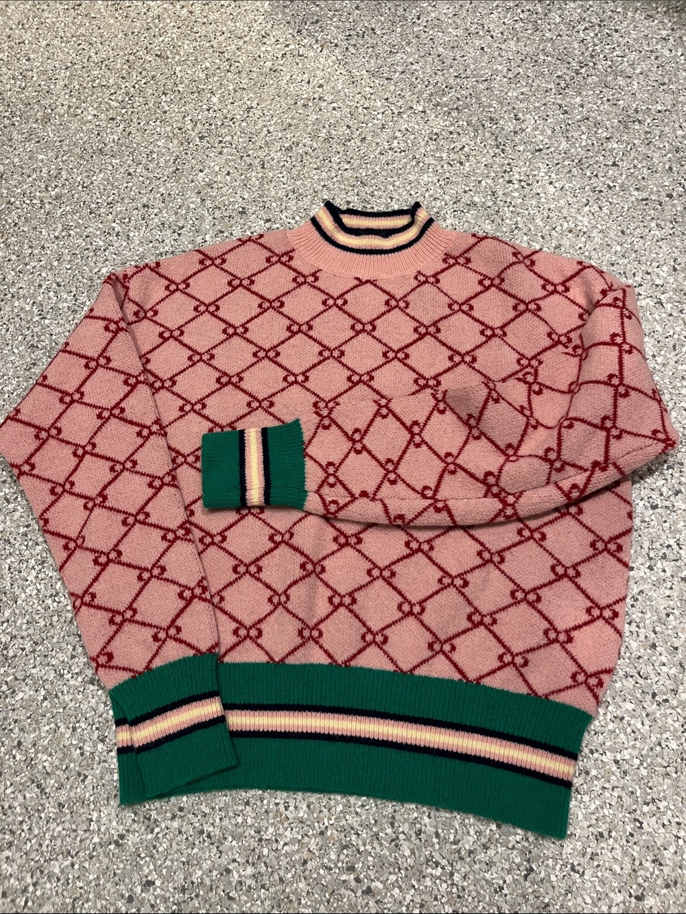 women’s Pink Patterned Crewneck Sweater with Green Trim